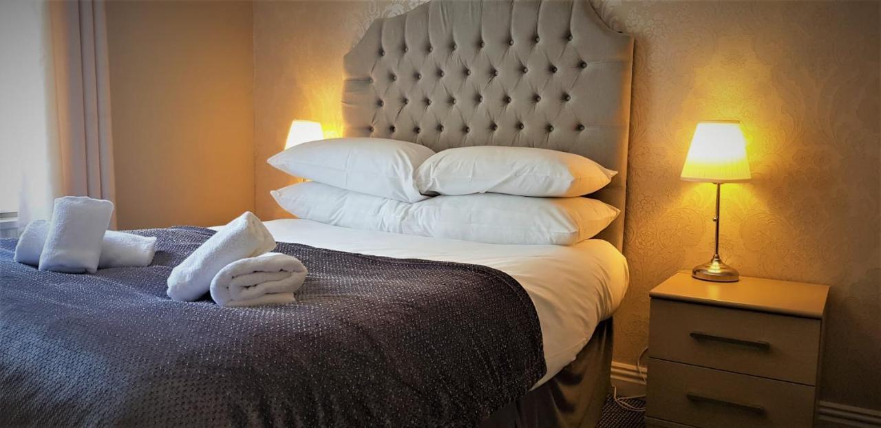 The Paddocks Hotel 사이몬즈얏 외부 사진