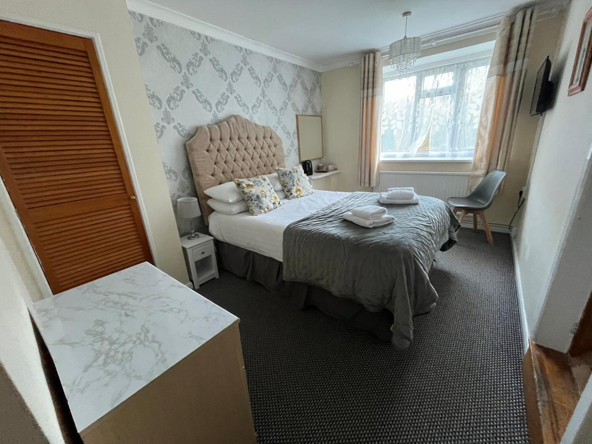 The Paddocks Hotel 사이몬즈얏 외부 사진