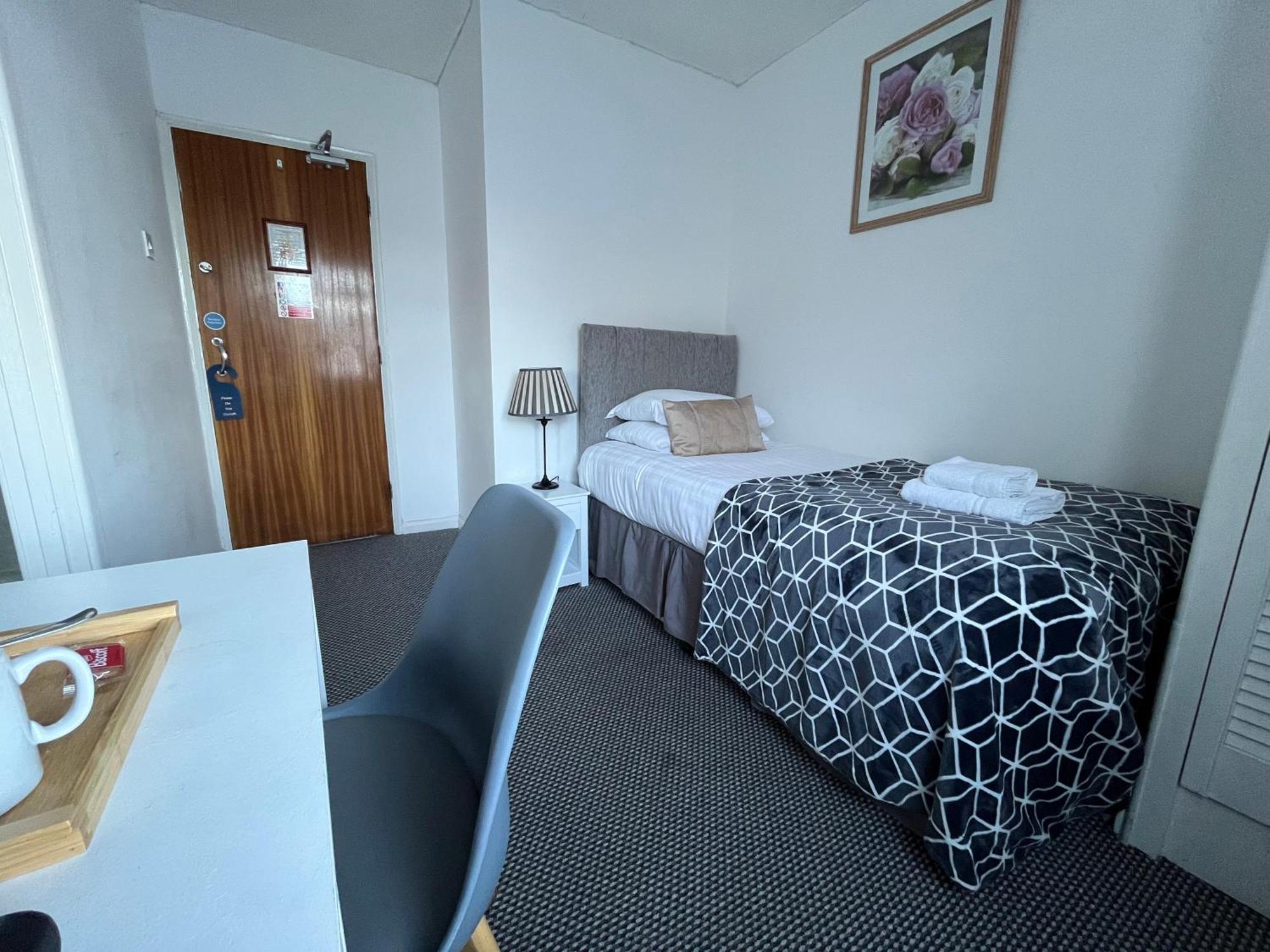 The Paddocks Hotel 사이몬즈얏 외부 사진