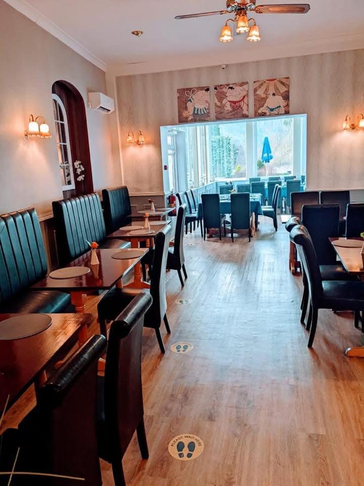The Paddocks Hotel 사이몬즈얏 외부 사진