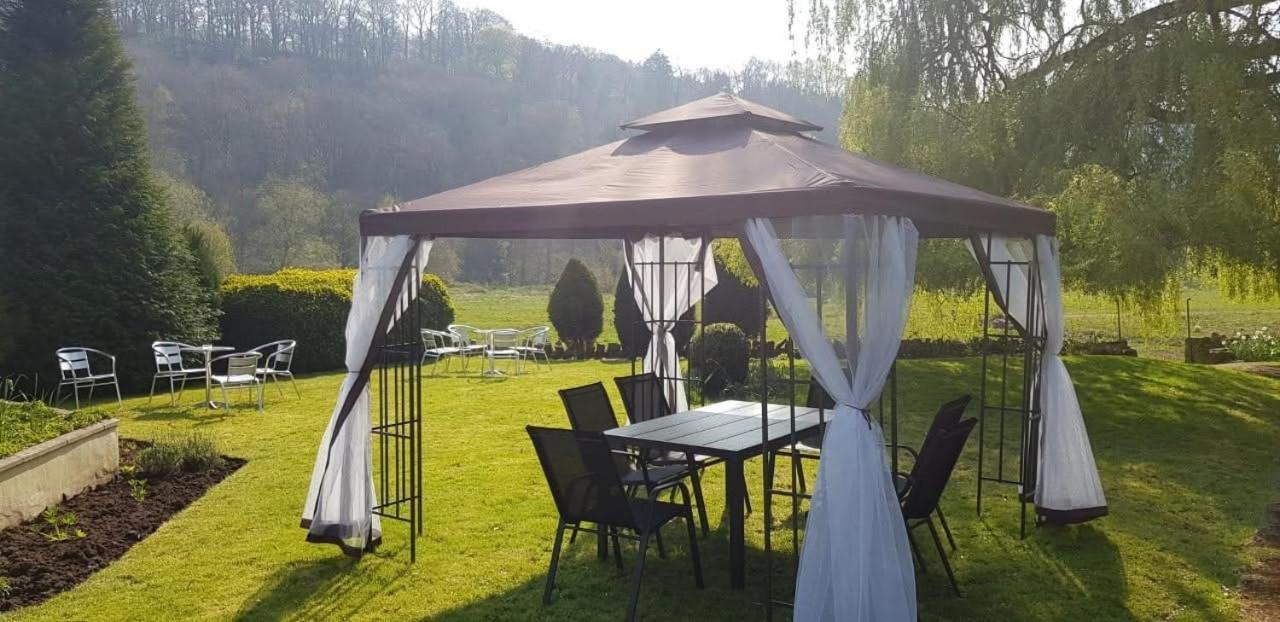 The Paddocks Hotel 사이몬즈얏 외부 사진