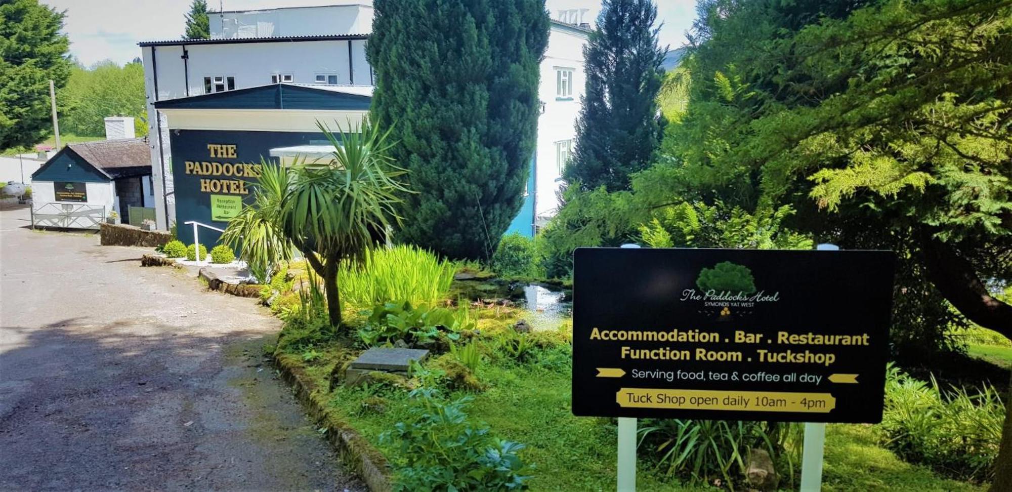 The Paddocks Hotel 사이몬즈얏 외부 사진